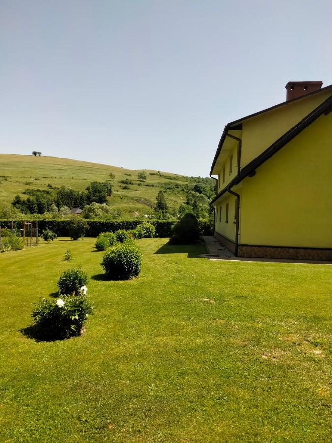 Pensjonat Cichy Zakątek Ustrzyki Dolne Zewnętrze zdjęcie
